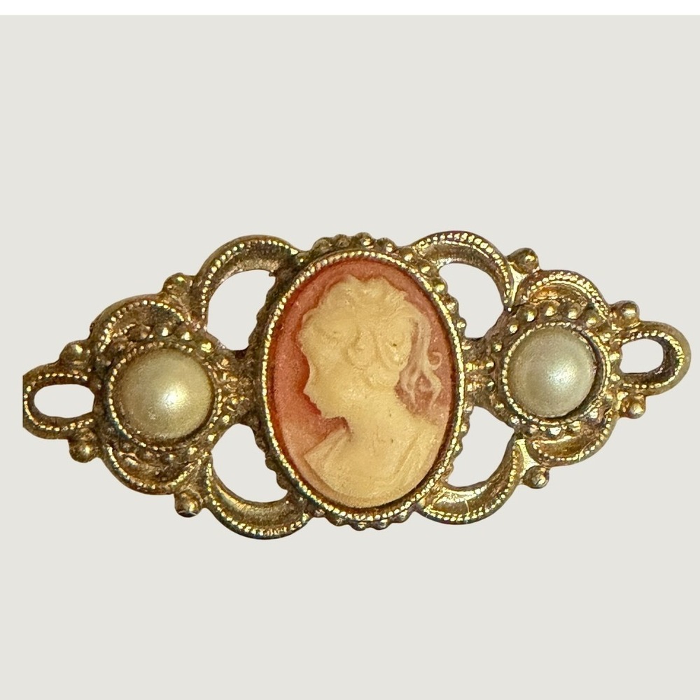 Vintage Gold Tone Cameo Brooch Faux Pearl Filigree Pin Left Facing Profile